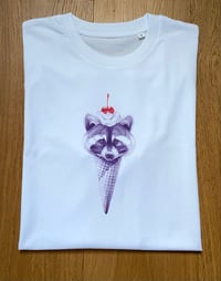 Image 6 of Tee-Shirt YUMMY RACCOON - COLLAB' SAMANTHA DOTTORI