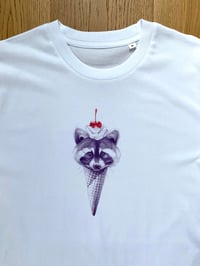 Image 7 of Tee-Shirt YUMMY RACCOON - COLLAB' SAMANTHA DOTTORI