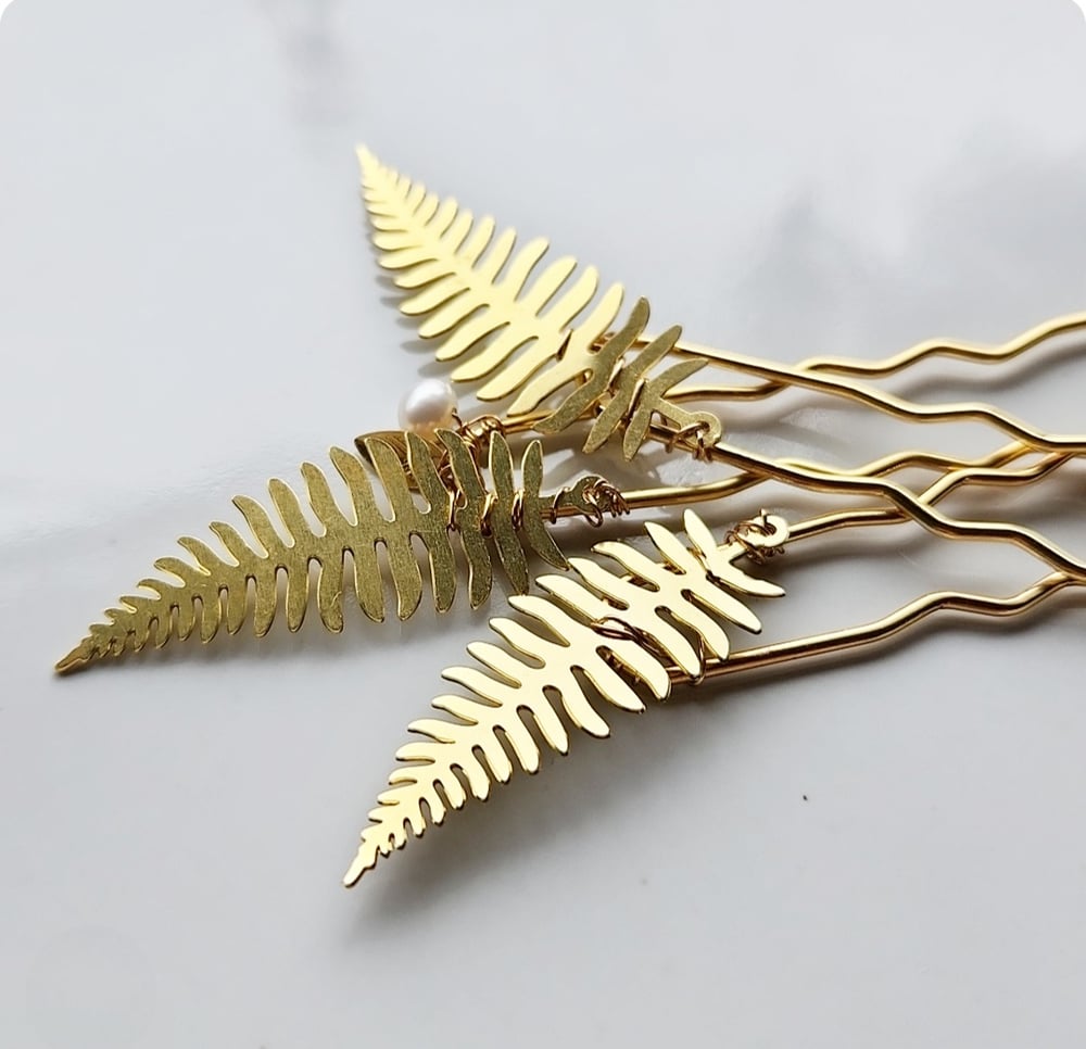 Image of Fern Leaf Hairpins