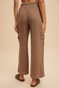 Image 3 of COTTON GAUZE CARGO WIDE PANTS - APRIL 