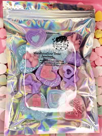 Image 18 of Marshmallow Treat Sweetheart A Rockytop Wax Works exclusive custom houseblend fragrance 