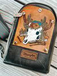 Image 2 of ‘Almost perfect’ - Desert Cow Wrangler Bag in Smoke