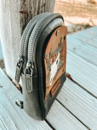 Image 3 of ‘Almost perfect’ - Desert Cow Wrangler Bag in Smoke