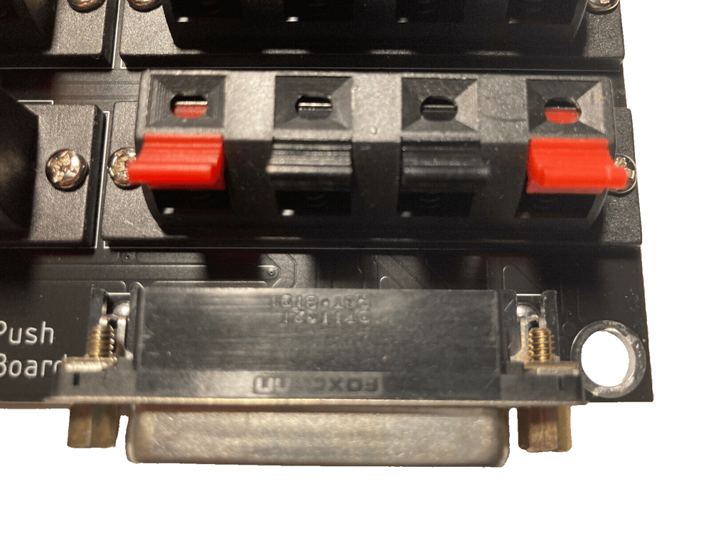 18CUE 2DB25 Bottom Exit