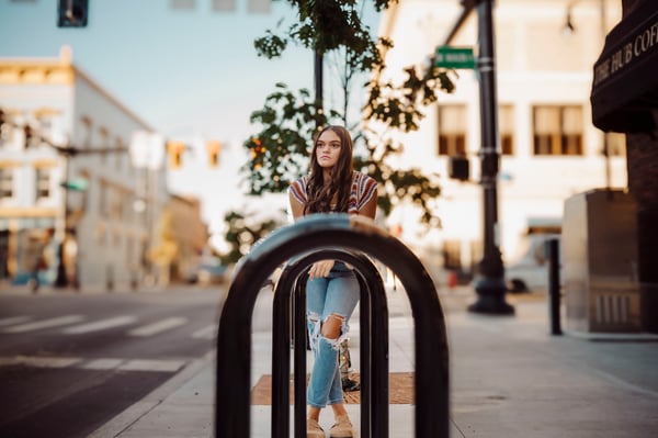 Image of 2:30pm - Focus on your surroundings, Senior Shoot with Kristyna Coslow