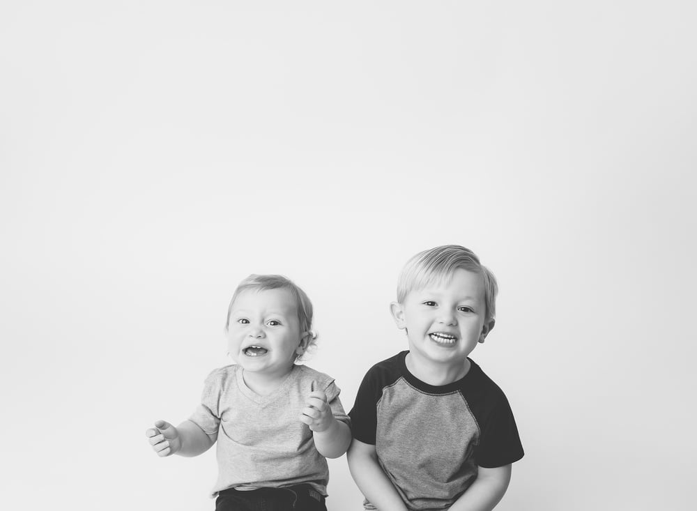 Image of Black and White Minis {Retainer Fee ONLY}