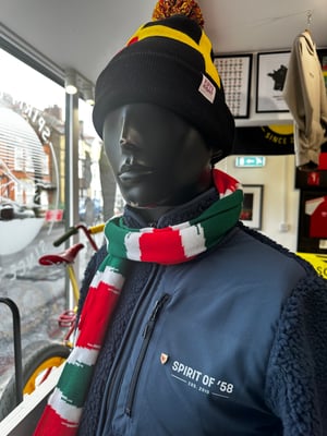 Image of Glyndwr x Dewi Sant Half N Half Bobble Hat 