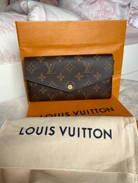 Image 1 of Louis Vuitton Monogram Sarah Purse