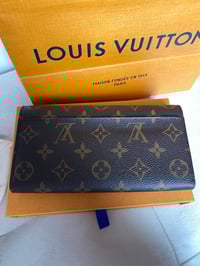 Image 4 of Louis Vuitton Monogram Sarah Purse
