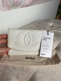 Image 8 of Chanel CC White Compact Wallet