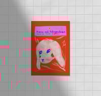 Image 1 of Postkarte - hase mit hängeohren material: Plüsch / Stofftier