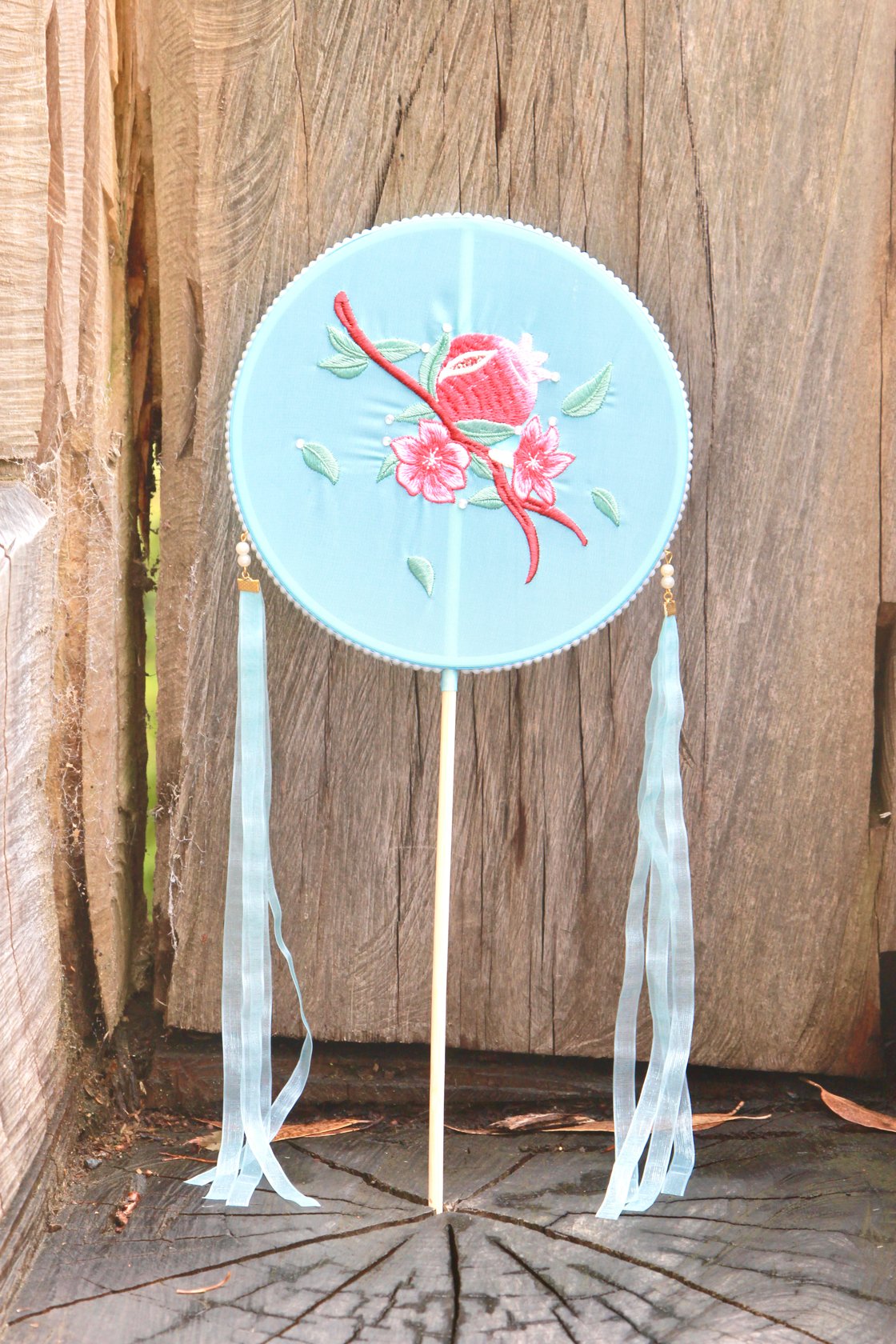 Image of Museum Co-branded Chinese Traditional Handmade Silk Woven Fan - Pomegranate