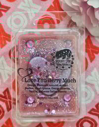 Image 2 of Love You Berry Much - a exclusive Rockytop Wax works custom houseblend 