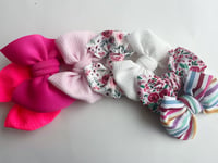 Image 4 of Valentine Stripe | classic bows