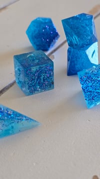 Image 4 of Rainbow Fish - raw dice set 