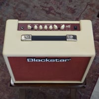 Image 2 of Blackstar Debut 30E 30-Watt 1x10" Combo Amp