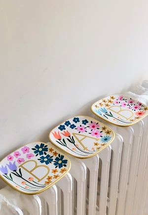 Image of PIEZA PERSONALIZADA PINTADA A MANO.