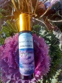 Image 4 of Moonflower Musk Perfume - Sweet Amber Floral perfume