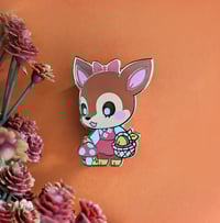 Fauna Enamel Pin