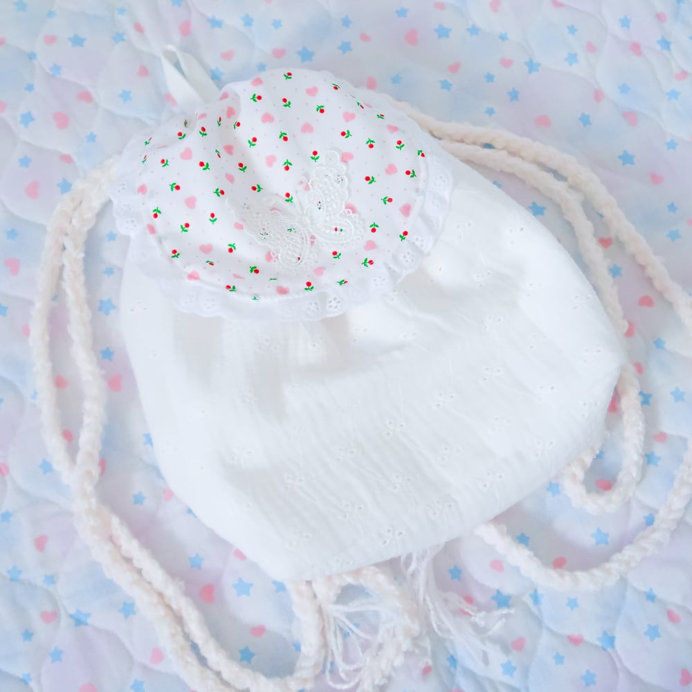 Drawstring Backpack: 01