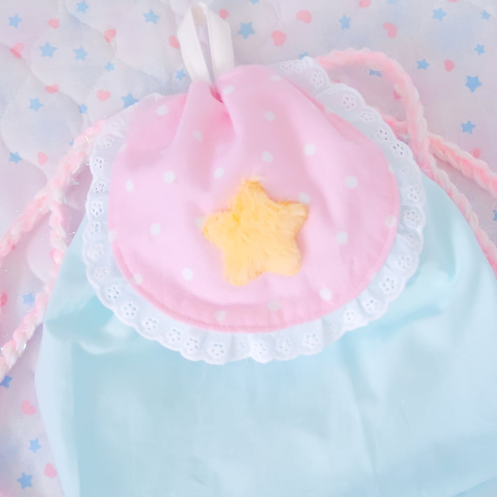Drawstring Backpack: 05