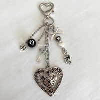 Image 1 of Gothic Heart Keychain 