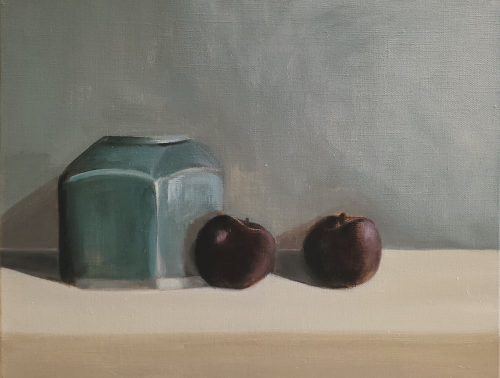 Image of Vase et deux prunes