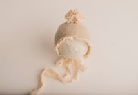 LILA sweater bonnet with pom