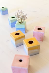 Image 2 of Tiny Cubes