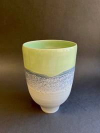 Image 3 of Cyanée