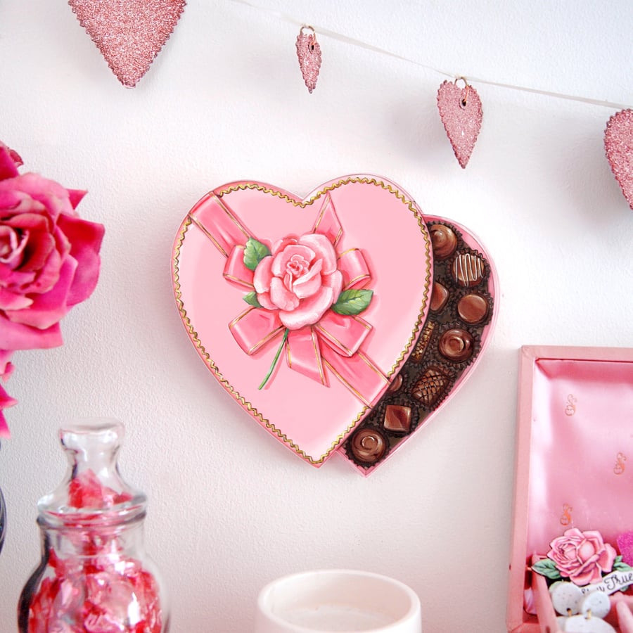 Image of Valentine candy box plaque 