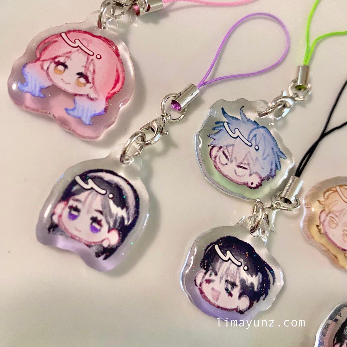 ALIEN STAGE] Phone Charms | LIMAYUNZ