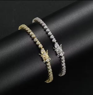 Image of Luxe Hearts Bracelet 