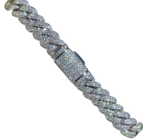 Image of Luxe Cuban Link Bracelet 