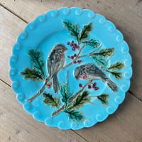 Image 4 of Petite assiette barbotine décor oiseaux.