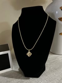 Glitzy Ball Chain with Four-leaf-Clover