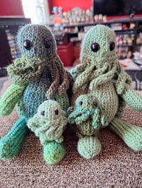 Image 19 of Tiny Cthulhu Plushies (set of 2)