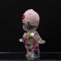 Image 4 of Kilos Kewties 3 in Glow in the Dark Brain and Barbed Wire Heart DoubleCast Resin Figure -Vday Series