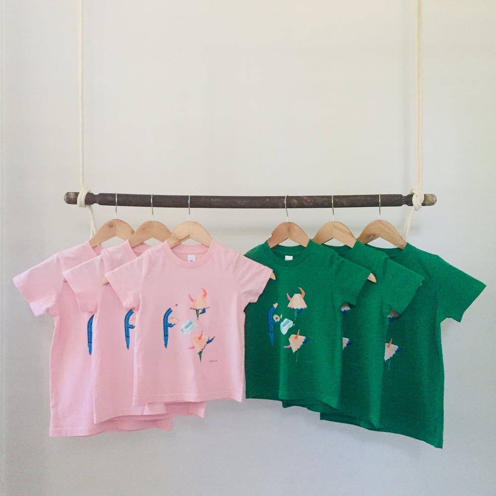 Image of Kids T-shirt 'Dancing Pencil Sharpenings'