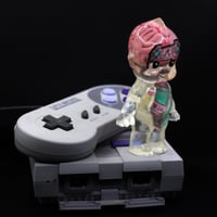 Image 5 of 4.5" Large Glow in the Dark 1UP Art Show Exclusive Kilos Kewtie (PLUS blind box mystery mini figure)