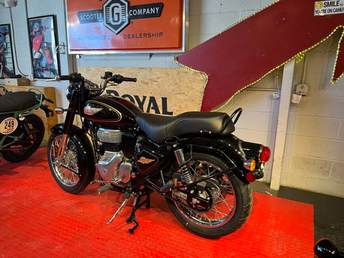 Image of Royal Enfield Bullet 350