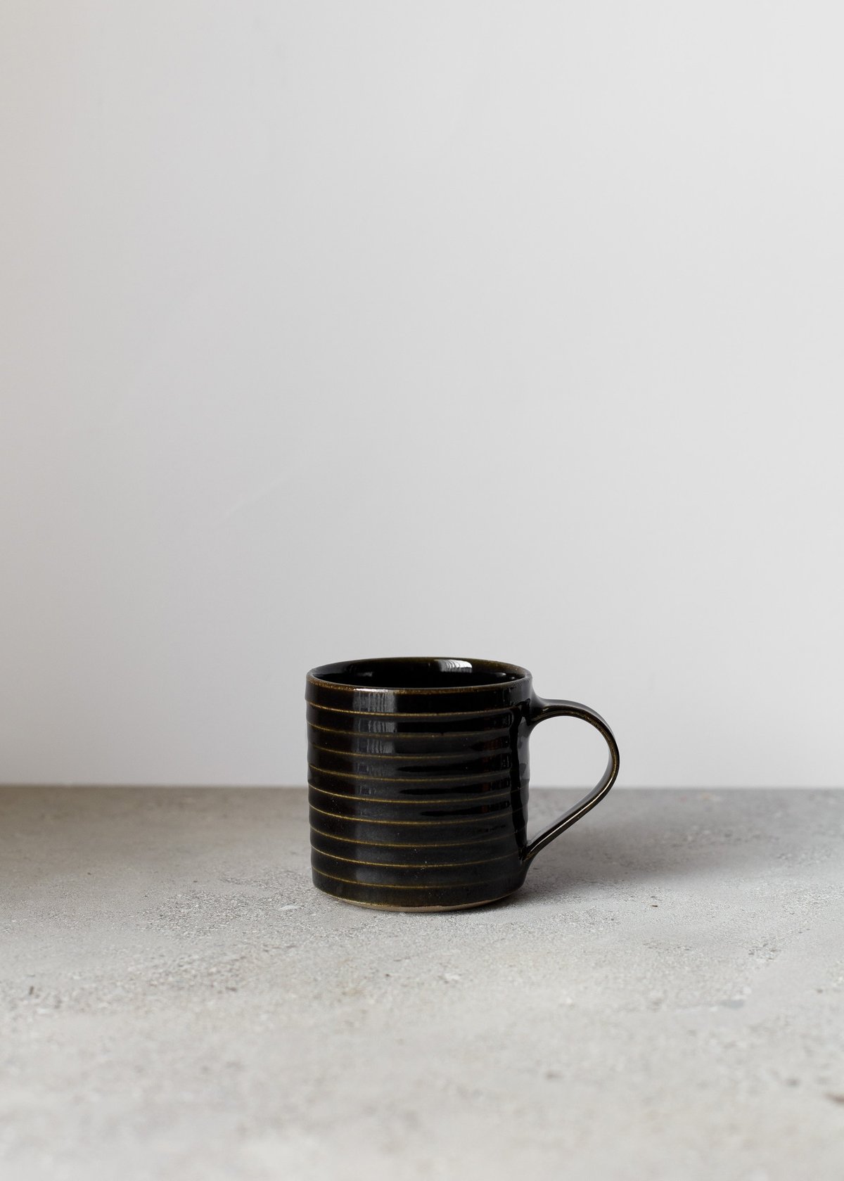 Image of Ribbed mug in Nori