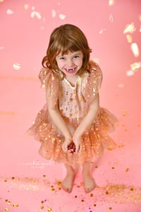 Image 5 of 2025 glitter mini session • retainer payment 