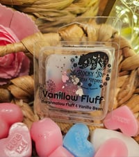 Image 13 of Vanillow Fluff - A Rockytop Wax Works exclusive custom houseblend 