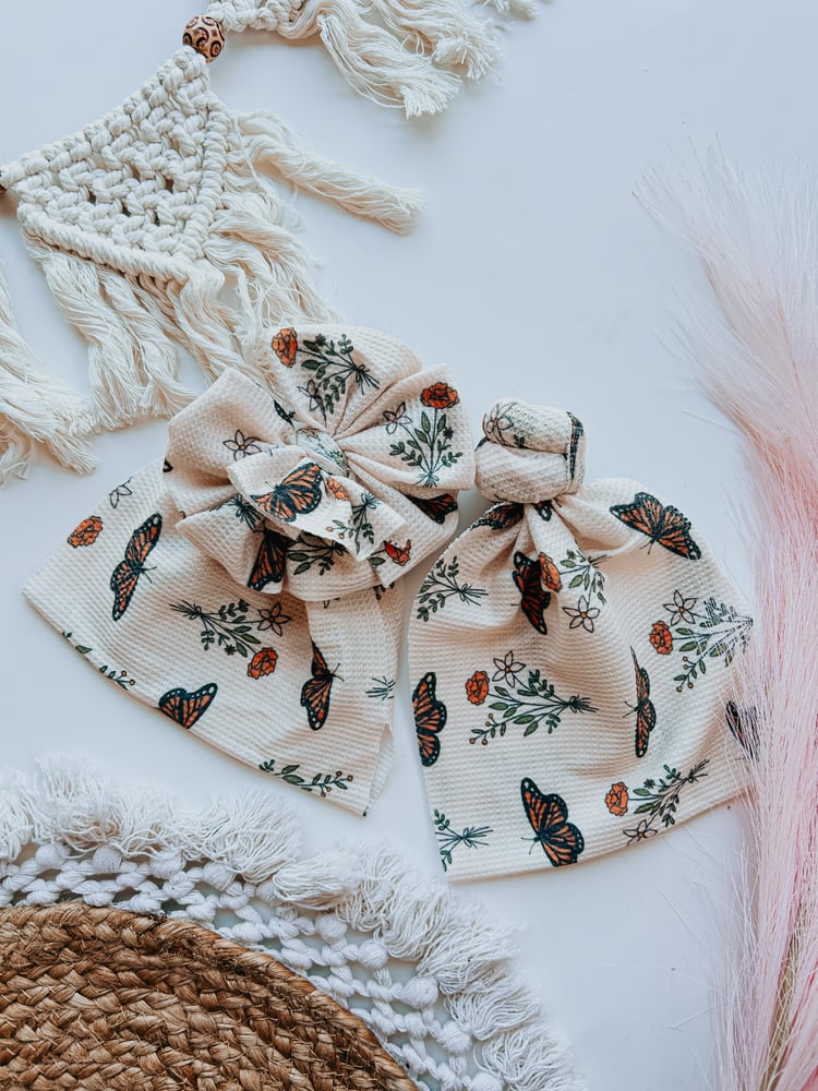 Image of BOHO FLUTTERS