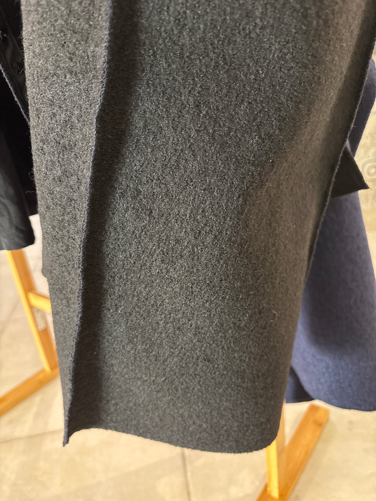 Image of Jupe en laine J025_08_01