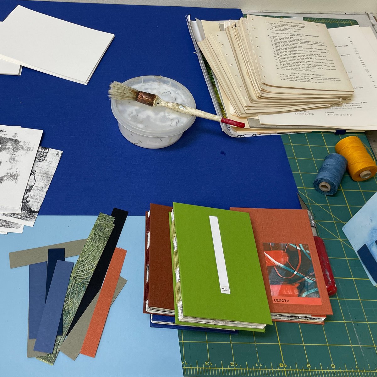 Image of The Generative Book: Gelli Plate & Collage Bookmaking