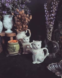 Image 1 of Kitty teapot 