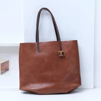 Image 1 of Medium Tote with pleated base in toasted caramel