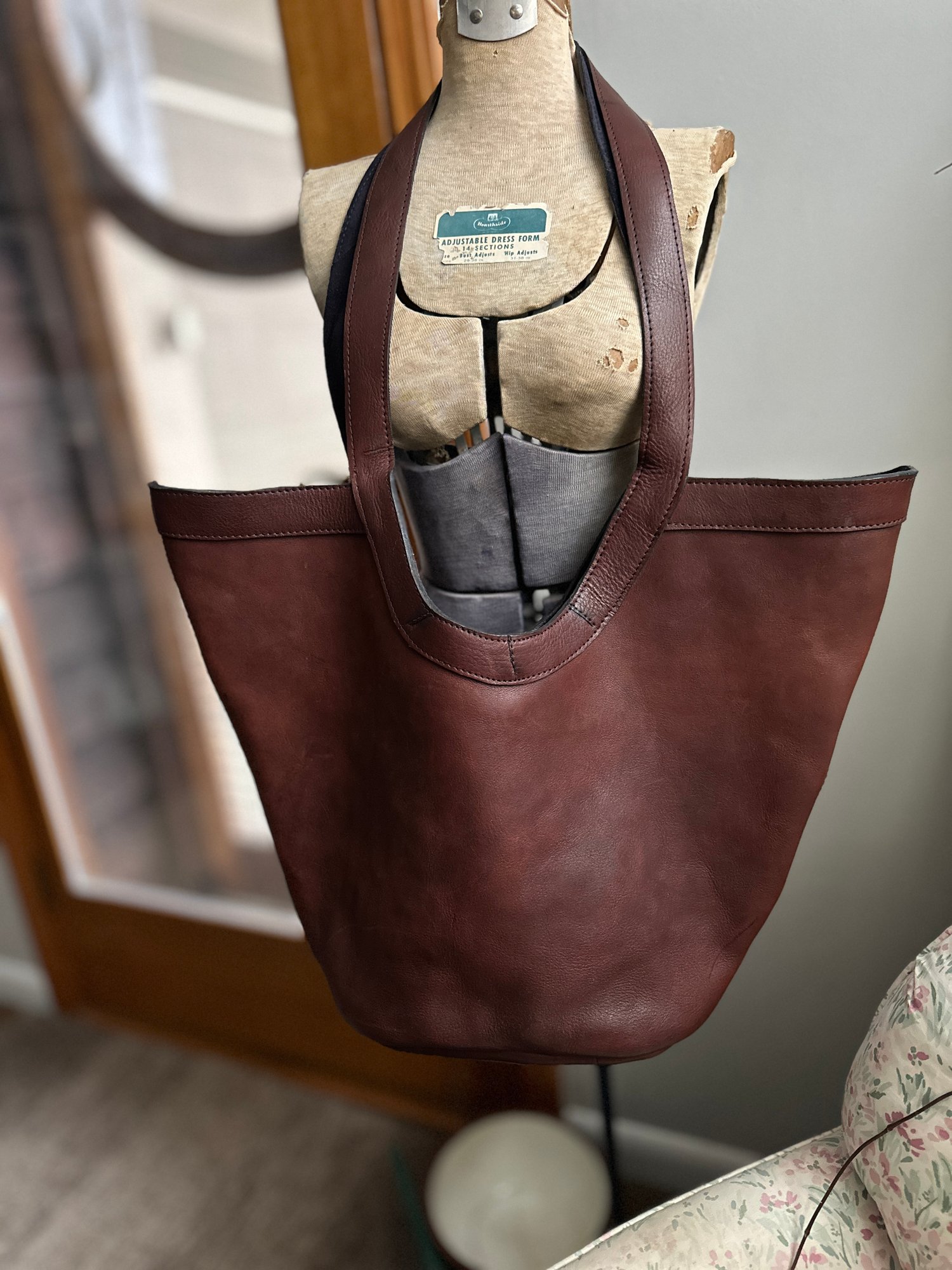 Image of Crescent bag 1